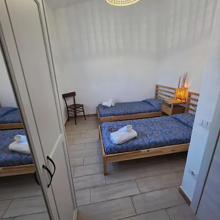 Casa Zio Fra شقة Porto Alabe